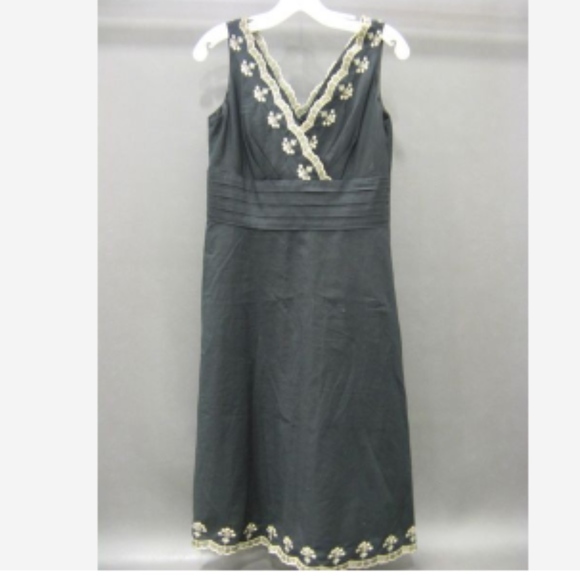 Robe Sans Manches Ann Taylor LOFT - Taille 10 (US), Motif Floral Noir Et Blanc, Doublée | Occasion Très Bon état
